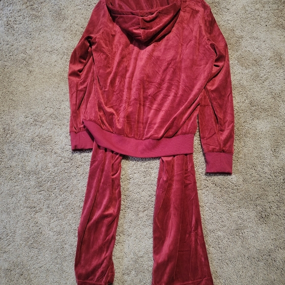 WOMENS TRACK SUIT - Picture 2 of 5